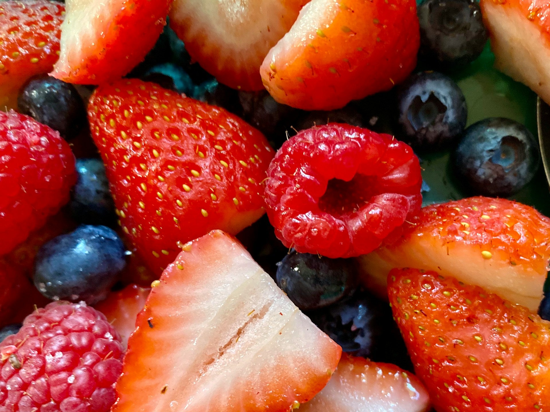 Signature Fresh Seasonal Fruit Platter